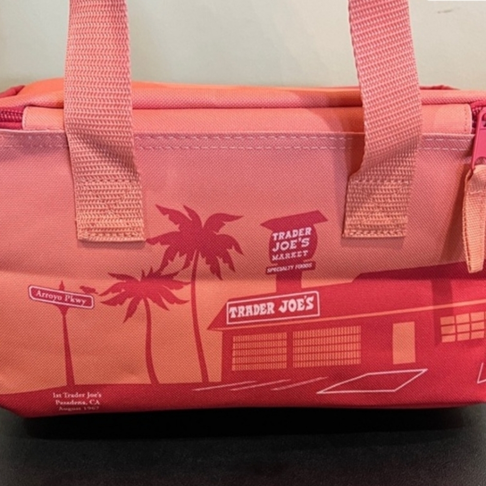 Trader Joe's Limited Edition Coral Insulated Travel Bag - Picture 5 of 8